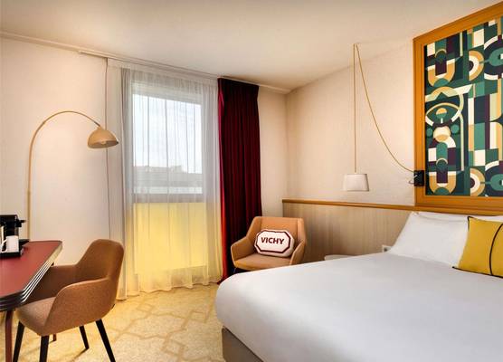Mercure Vichy 1