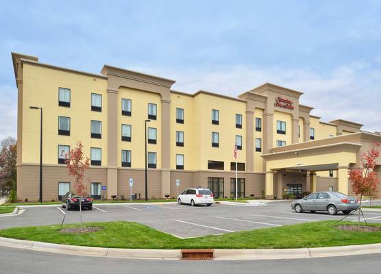 Hampton Inn & Suites Shelby, North Carolina 1