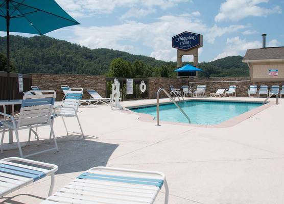 Hampton Inn Murphy 1