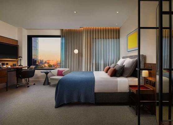 Next Hotel Melbourne, Curio Collection by Hilton 1