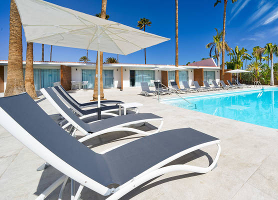 Sanom Beach Resort Only Adults 1