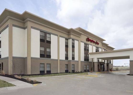 Hampton Inn Findlay 1