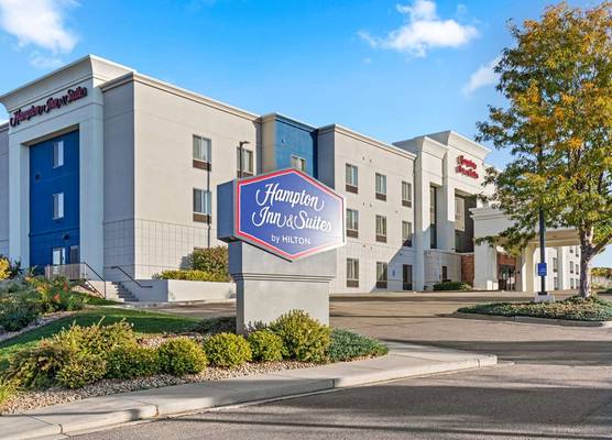 Hampton Inn & Suites Greeley 1