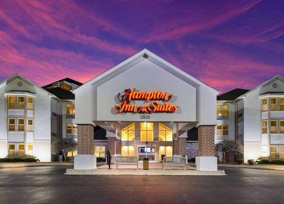 Hampton Inn & Suites Chicago/Hoffman Estates 1