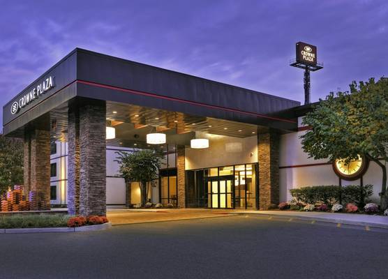 Crowne Plaza SUFFERN-MAHWAH by IHG 1