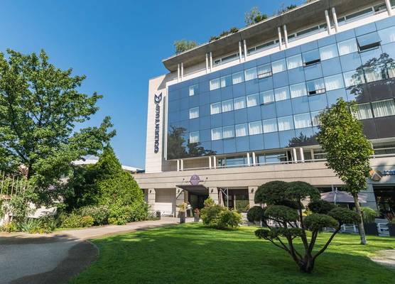 Le Riviera - Hôtel Restaurant & Spa - Ex Golden Tulip Aix les bains 1
