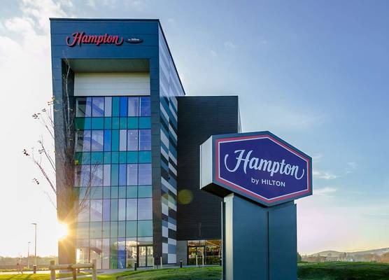 Hampton By Hilton Blackburn 1