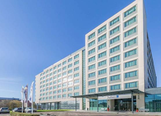 Radisson Blu Hotel Amsterdam Airport, Schiphol 1