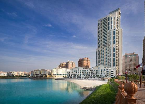 Hilton Doha The Pearl 1
