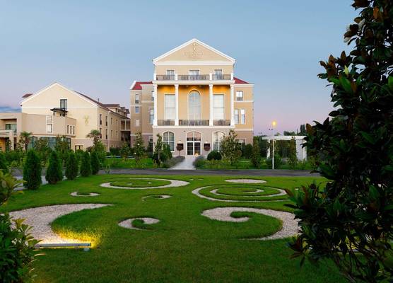 Tresor Le Palais Timisoara, Curio Collection by Hilton 1