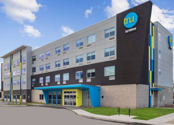 Tru By Hilton Janesville 1