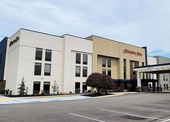 Hampton Inn Greensburg 1