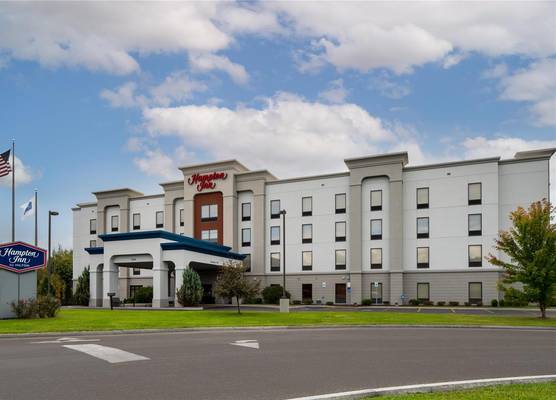 Hampton Inn Seneca Falls 1