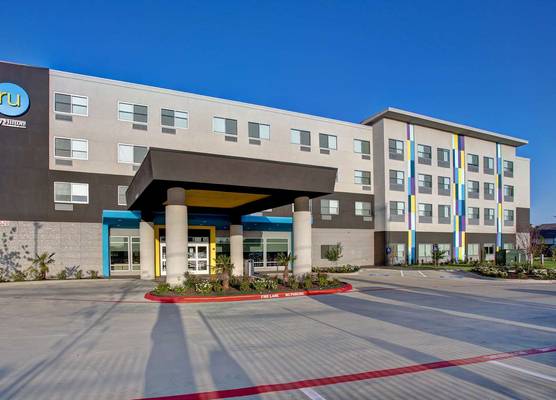 Tru By Hilton Grand Prairie 1