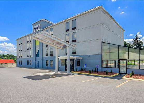 Spark By Hilton Wytheville East Main Street 1