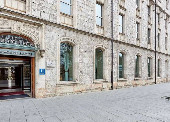 NH Collection Palacio de Burgos 1