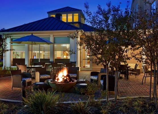 Hilton Garden Inn Houston/The Woodlands 1