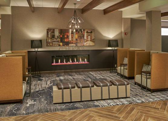 Hilton Cincinnati Airport 1