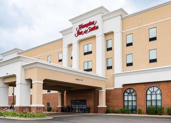 Hampton Inn & Suites Effingham 1
