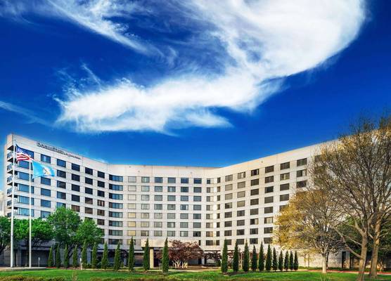 DoubleTree by Hilton Tulsa - Warren Place 1