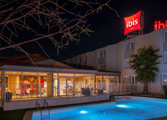 ibis Arles 1