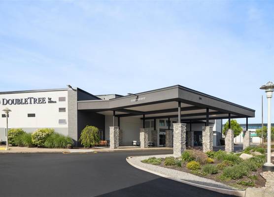 DoubleTree by Hilton Providence Airport Warwick 1