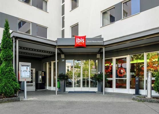 ibis Zürich Messe Airport 1