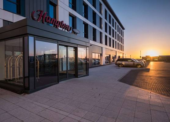 Hampton by Hilton Aberdeen Airport 1