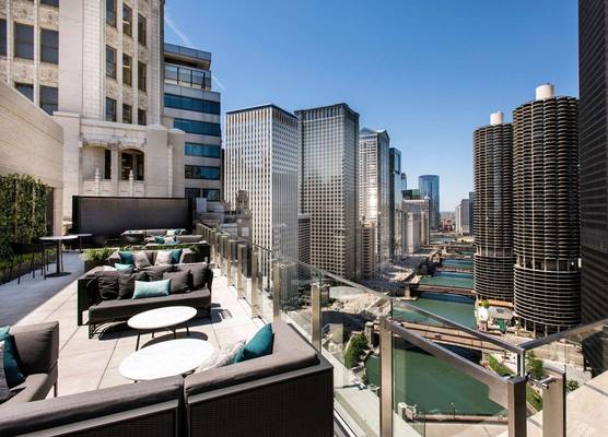 LondonHouse Chicago, Curio Collection by Hilton 1