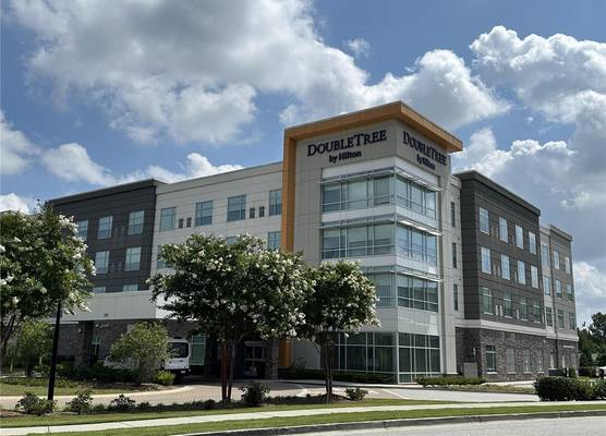 DoubleTree by Hilton Greenville Woodruff Road 1