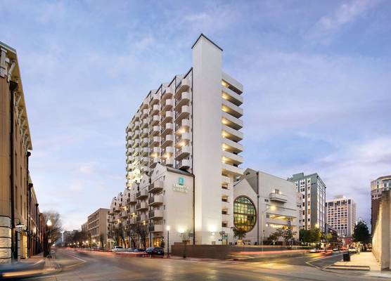 Embassy Suites by Hilton New Orleans 1