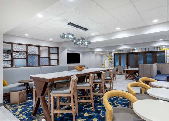 Hampton Inn Albertville, Al 1