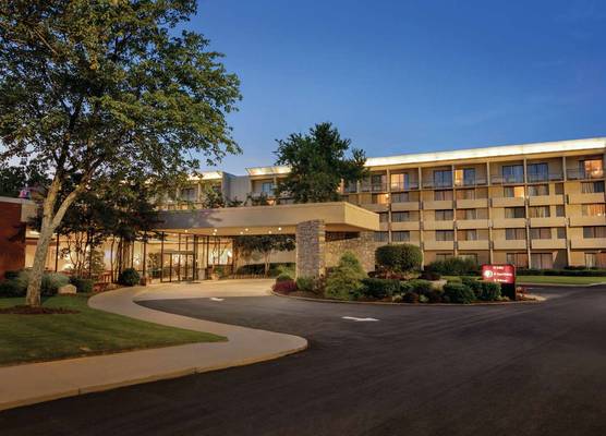 DoubleTree by Hilton Atlanta - Northlake 1