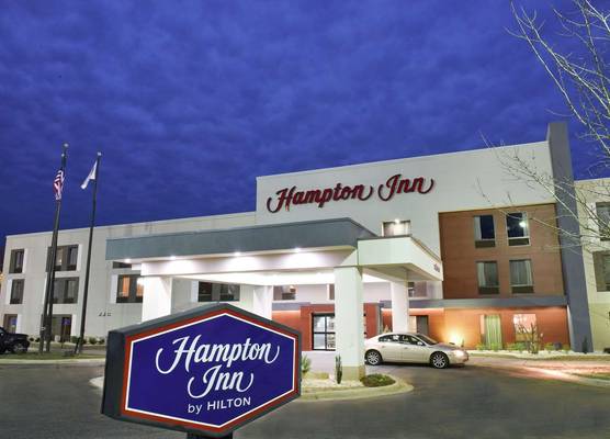 Hampton Inn Madison 1