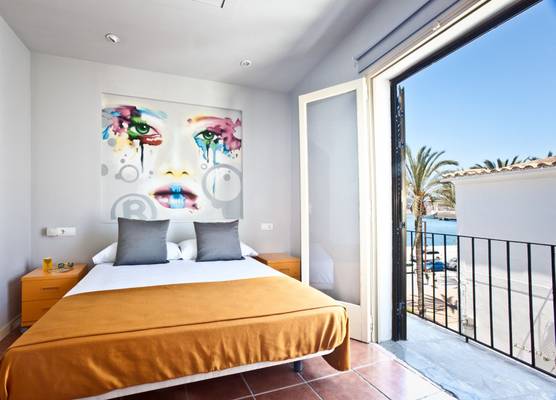 Ryans La Marina 1