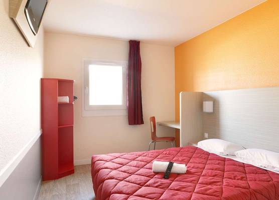 Premiere Classe Maubeuge 1