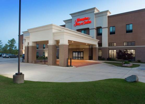 Hampton Inn & Suites Ankeny 1