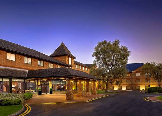 DoubleTree by Hilton Sheffield Park 1