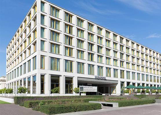 Novotel Karlsruhe City 1