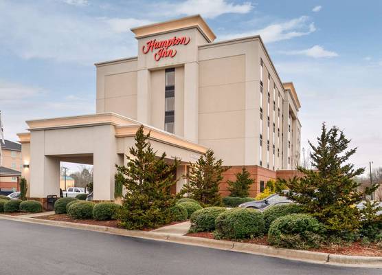 Hampton Inn Emporia 1