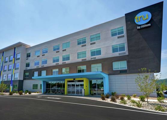 Tru By Hilton Denver, PA 1