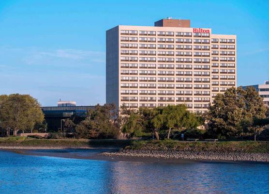 Hilton San Francisco Airport Bayfront 1
