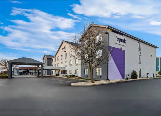 Spark By Hilton Merrillville 1