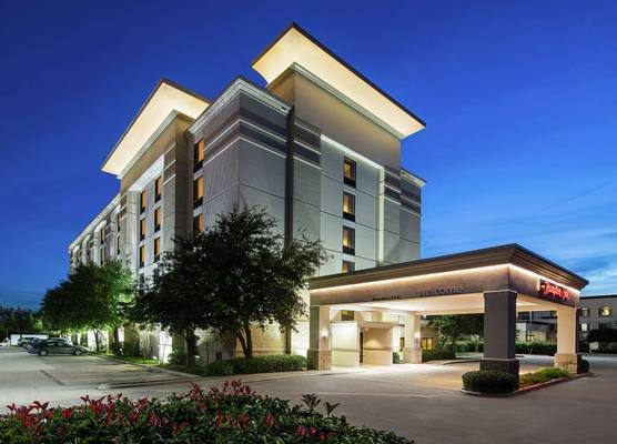 Hampton Inn Dallas-Irving-Las Colinas 1