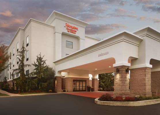 Hampton Inn & Suites Cleveland-Mentor 1