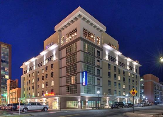 Hilton Garden Inn Little Rock Downtown 1
