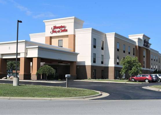 Hampton Inn & Suites Fremont 1