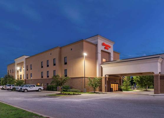 Hampton Inn Jackson-College Avenue 1