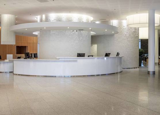 Hilton Helsinki Airport 1