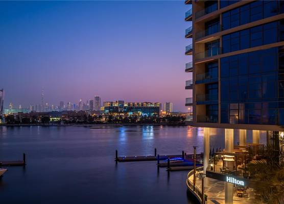 Hilton Dubai Creek Hotel & Residences 1